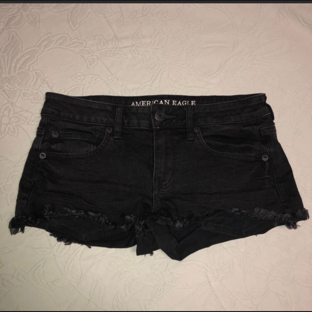 American Eagle Black shorts